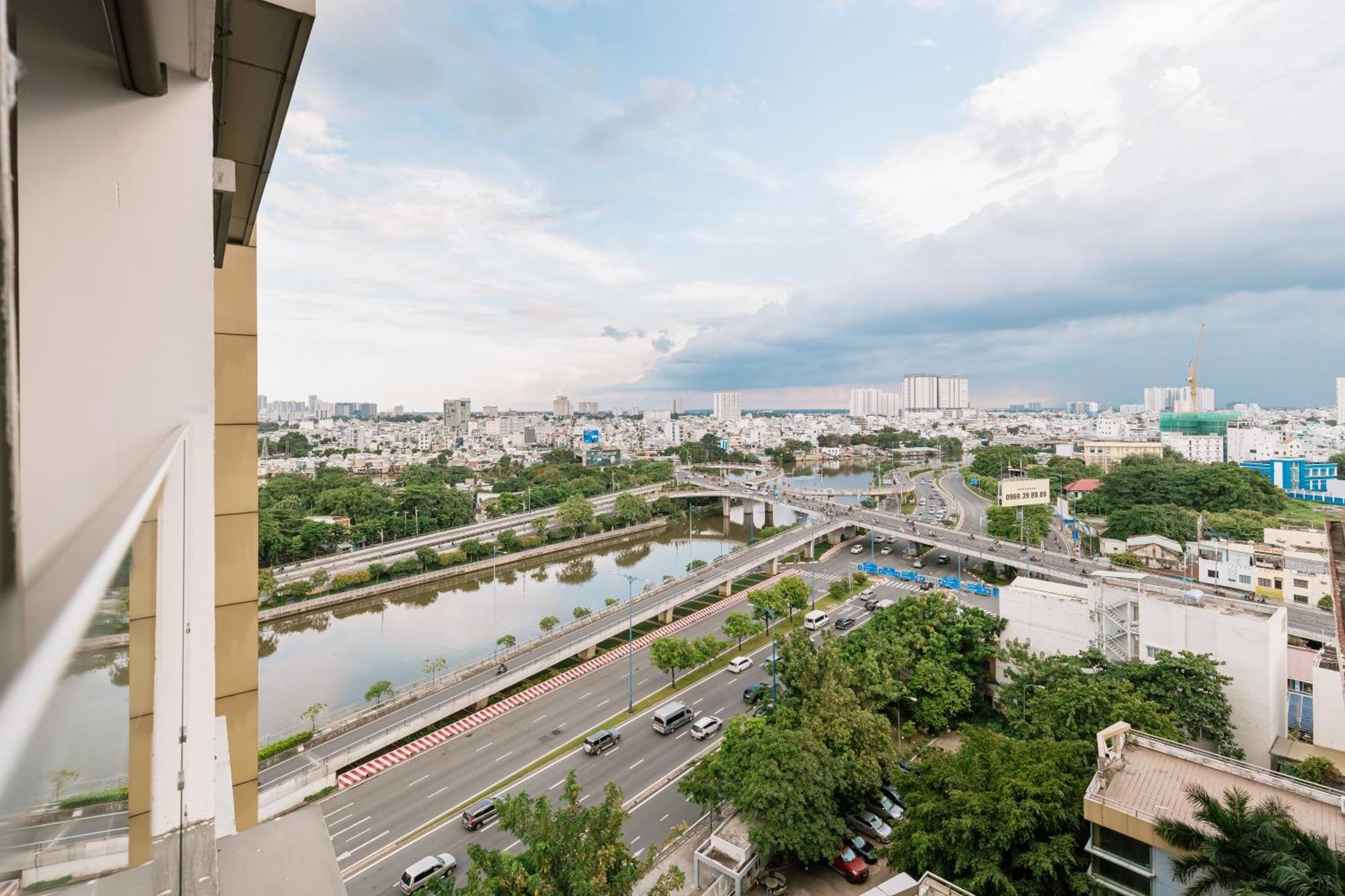Exclusive 2-3 Bedroom Apartment In District 1 Free Pool Gym Sauna TP. Hồ Chí Minh Ngoại thất bức ảnh