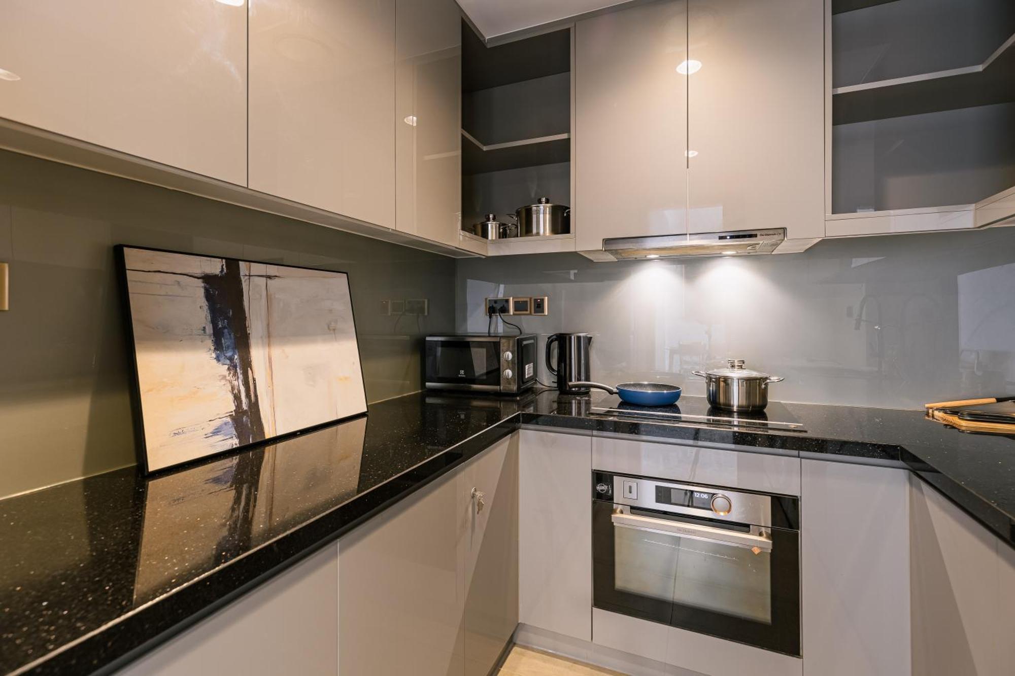 Exclusive 2-3 Bedroom Apartment In District 1 Free Pool Gym Sauna TP. Hồ Chí Minh Ngoại thất bức ảnh